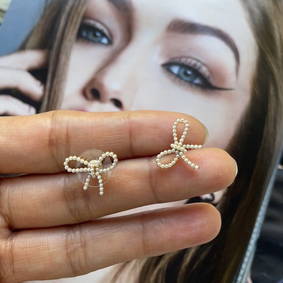 Butterfly earring ❤️👧 - Picture 4 of 5